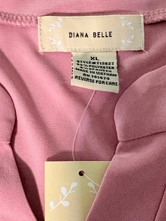 Women’s Roll-Sleeve V-Neck Top in Dusty Rose - Picture 7 of 7